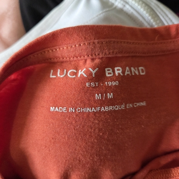 ⭐️Lucky Brand Orange " Lucky You" Short Sleeve Tee Size Med - Picture 5 of 5